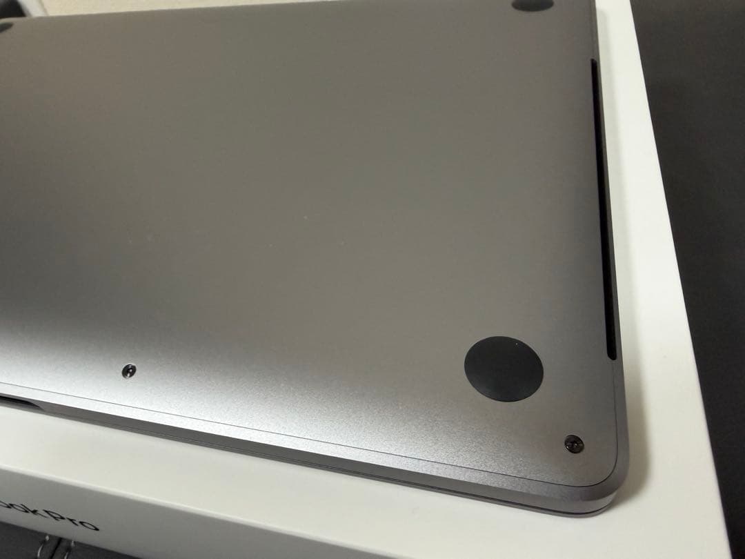 【美品】MacBook Pro 13 2020 i5/16GB/1TB/SG