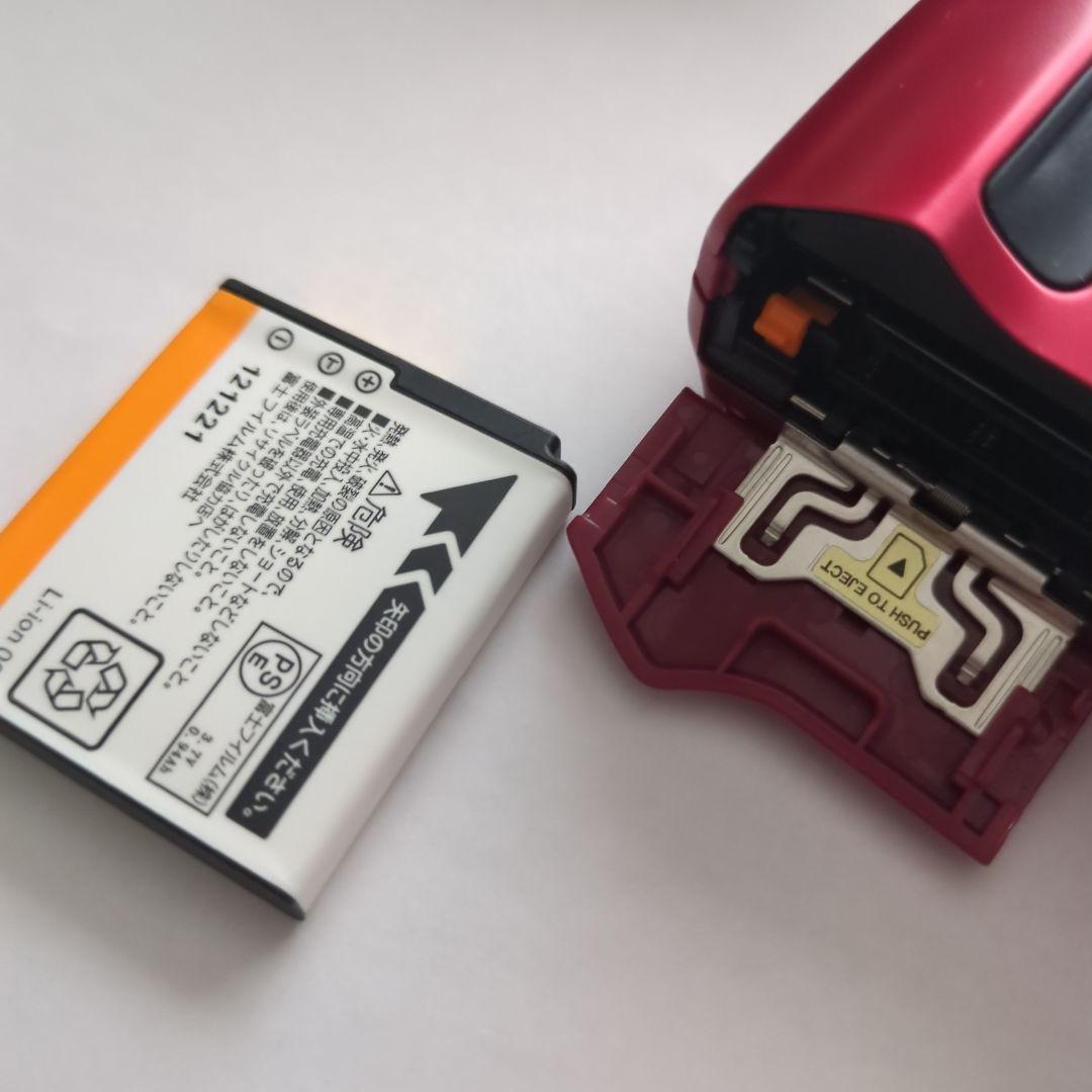 FUJIFILM FINEPIX F820EXR レッド