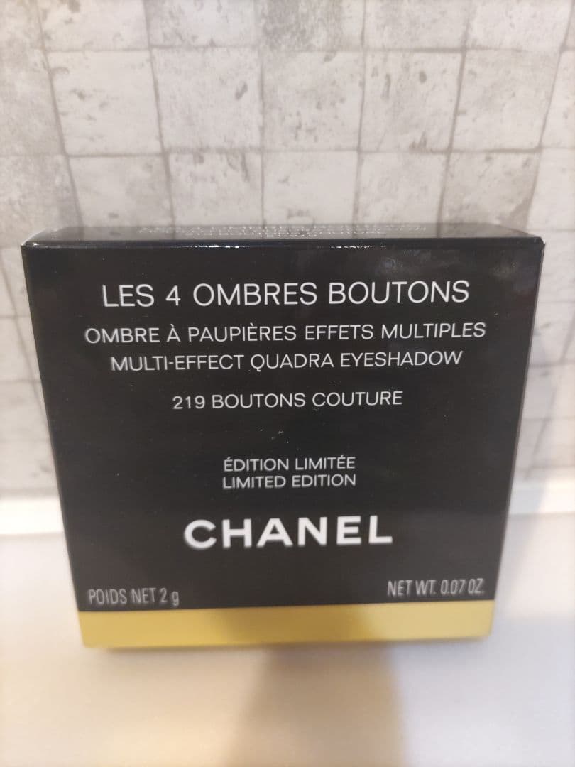 【新品】シャネル レキャトル オンブルブトン 219♡dior香水サンプルおまけ