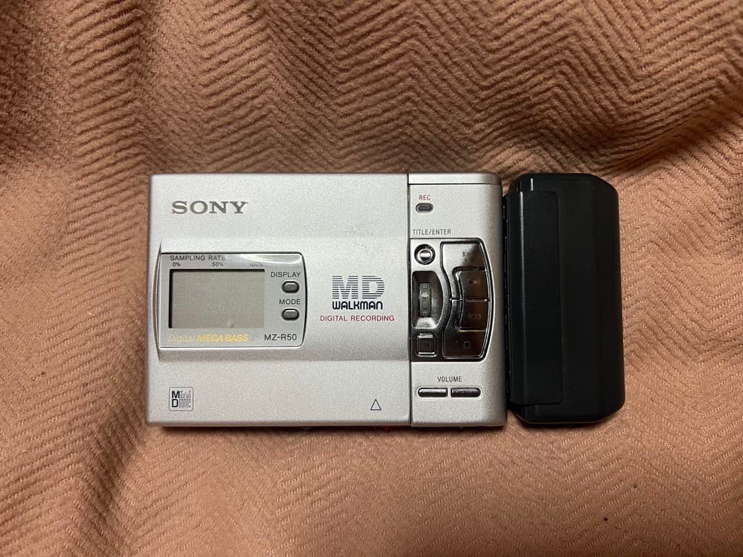 SONY ソニー　MDレコーダー ウォークマン MZ-R50