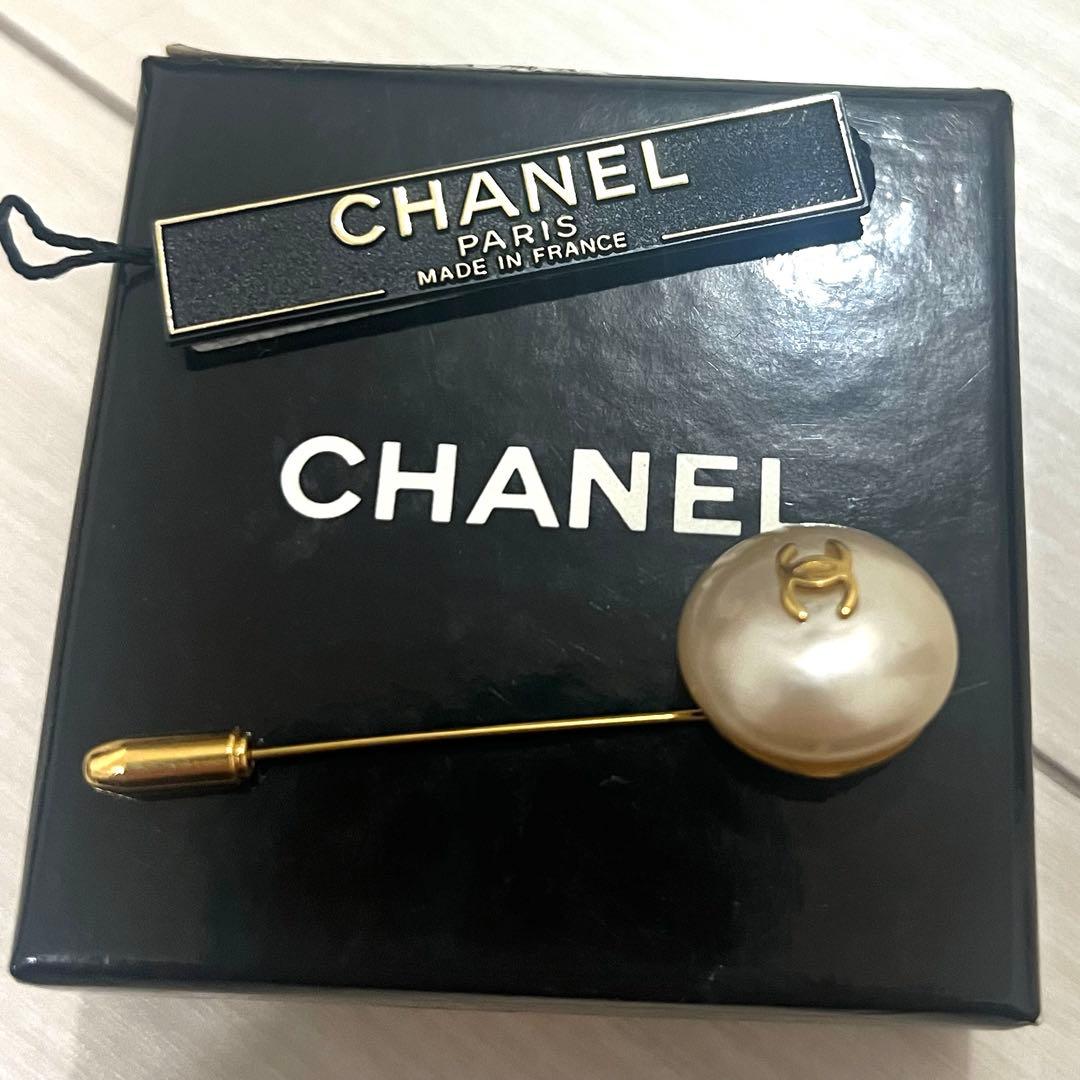 CHANEL シャネル ココパール ピンブローチ ゴールド