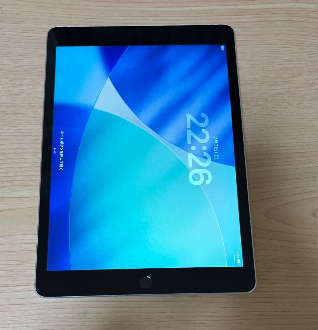 Apple iPad ９世代　64GB