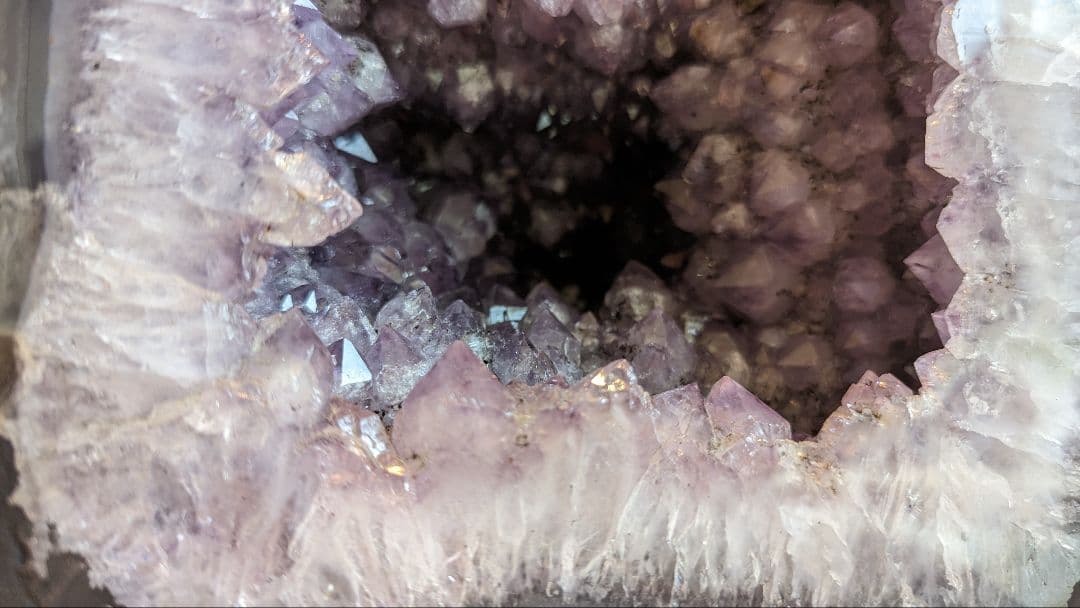 癒やしの光　アメジストドーム ウルグアイ産 浄化開運 天然石