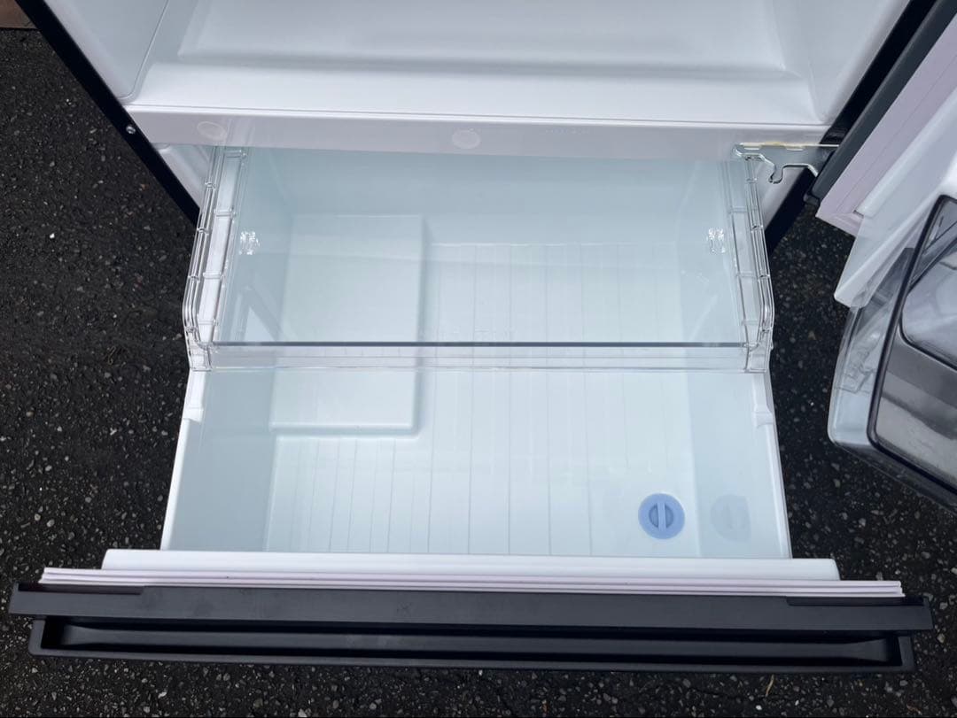 TOSHIBA 東芝ノンフロン冷凍冷蔵庫 GR-V33SC 2024年製