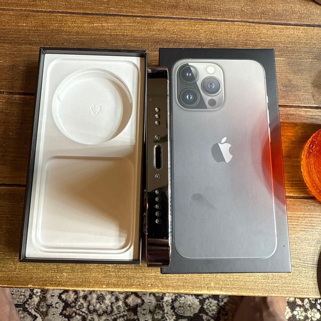 iPhone13pro 128GB バッテリー容量83% グラファイト