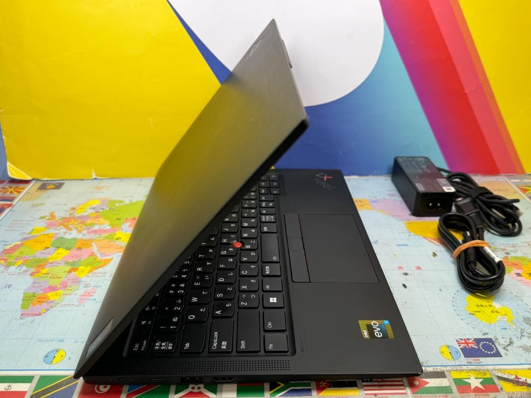 第12世代i7 16GB512GB レノボ X1 Carbon 美品 ノートPC