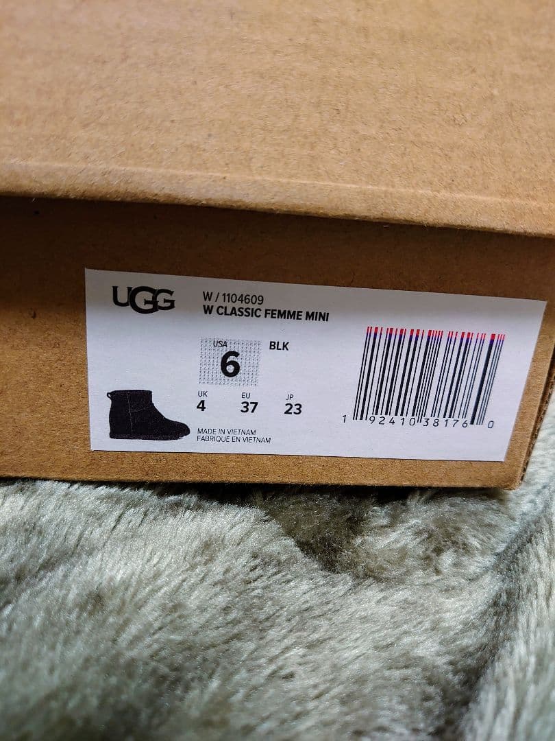 【新品】 UGG ブーツ CLASSIC FEMME MINI ブラック 6