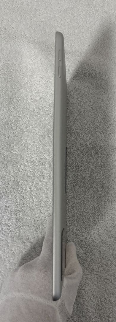 iPad 第5世代 バッテリー容量82% WiFiモデル 128GB