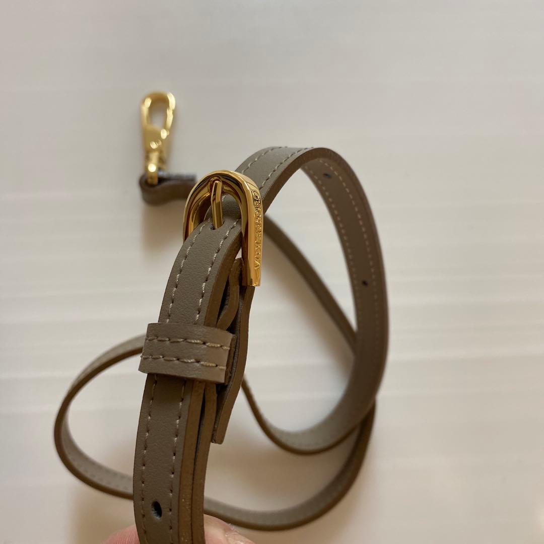 新品未使用　ヴィオラドーロ　レザーポケットかごバッグ (エコバッグ付き)