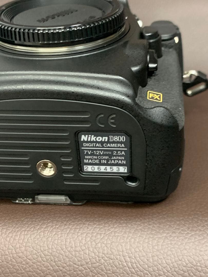 美品　ニコン Ｄ800 (撮影枚数 3735枚)