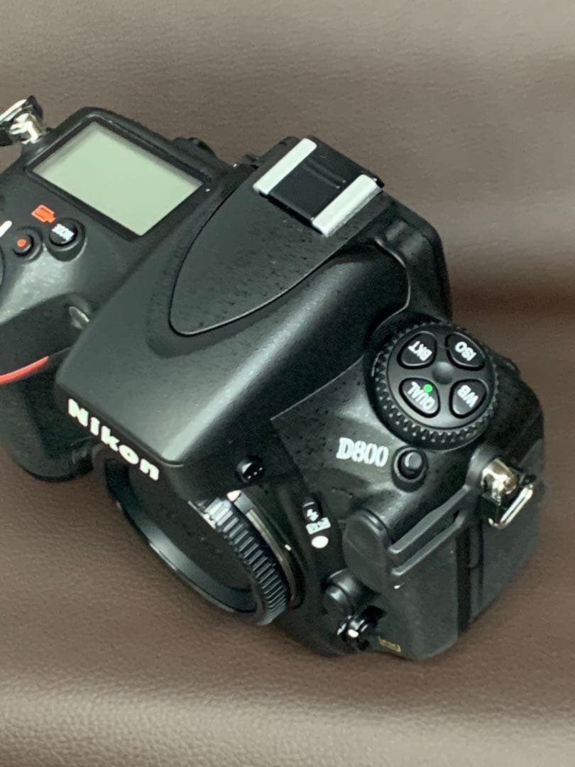 美品　ニコン Ｄ800 (撮影枚数 3735枚)
