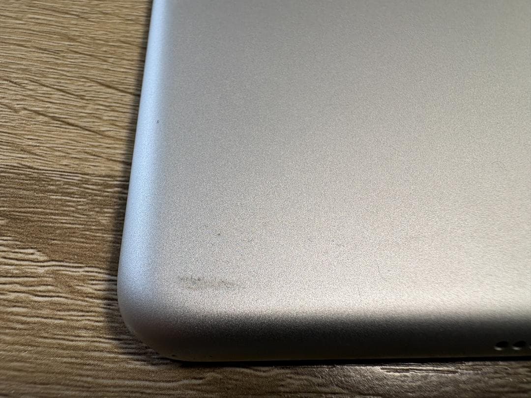 Apple iPad 第８世代 Wi-Fi 32GB バッテリー93.5％