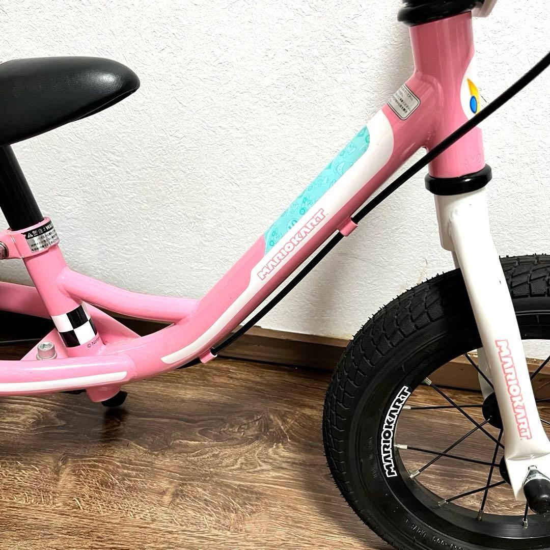 極美品 マリオカート ピーチ姫 キッカーアバンス　バランスバイク ストライダー