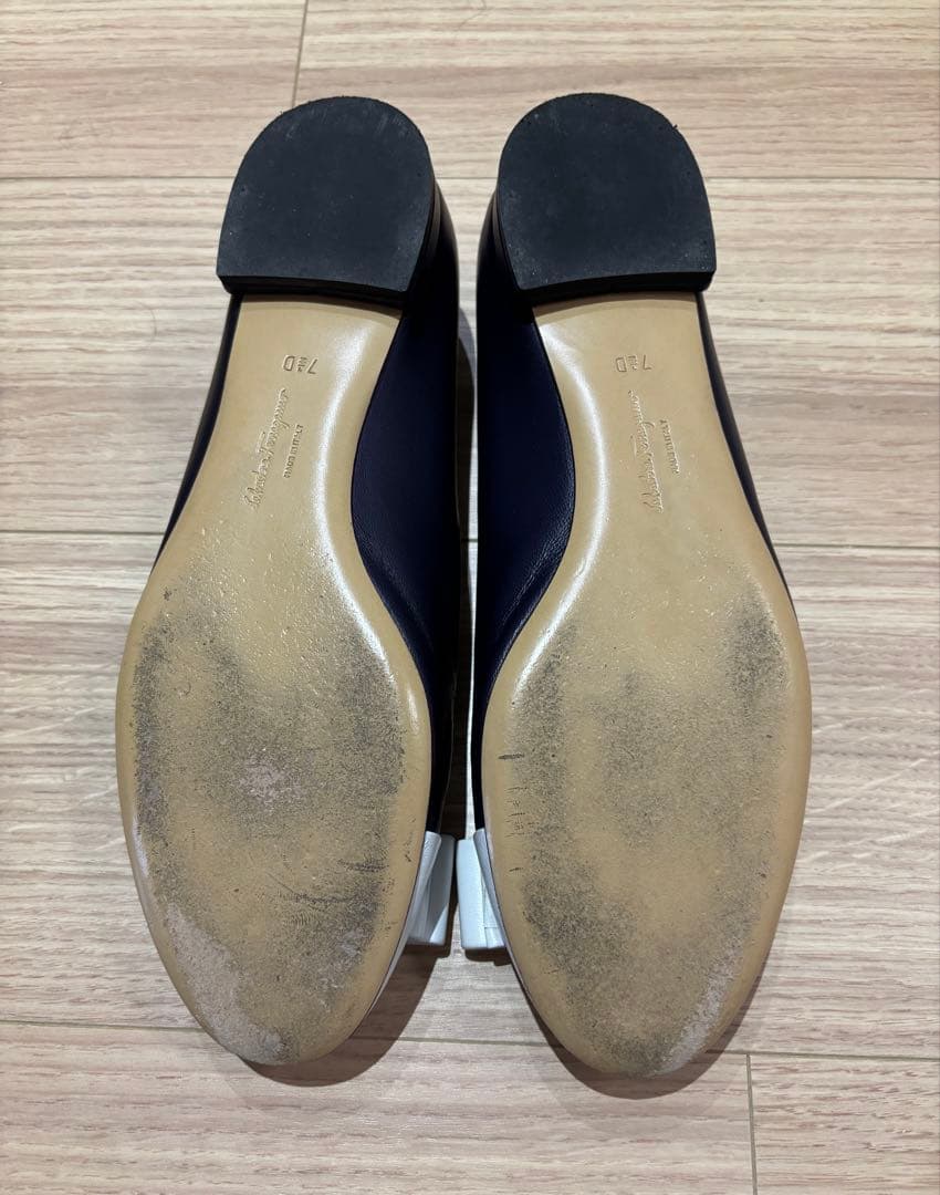 美品 フェラガモ パンプス 24.5