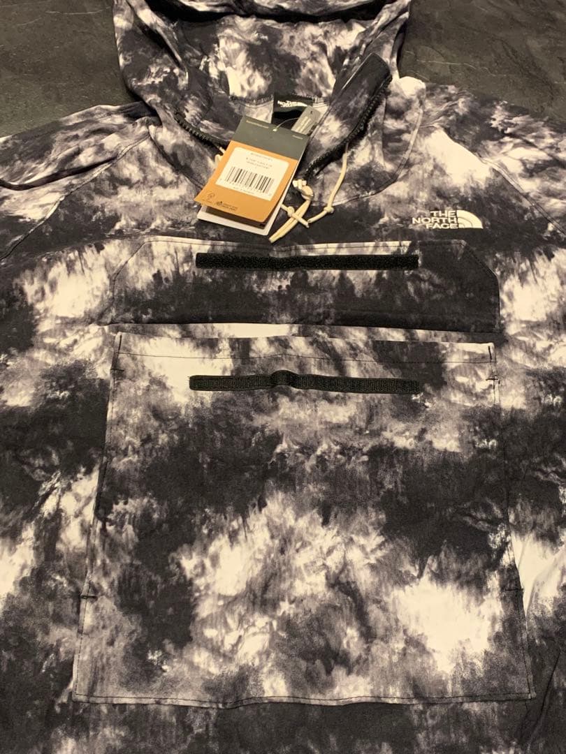 THE NORTH FACE タイダイ柄フーディー