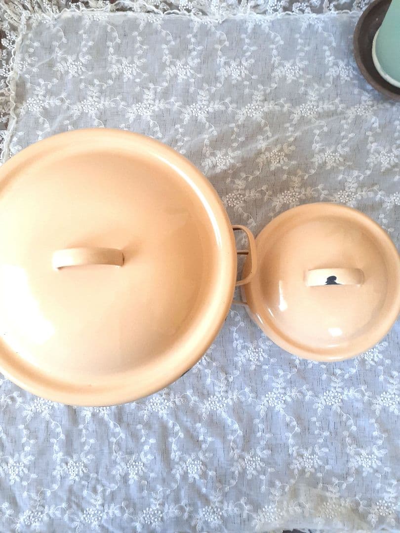 ホーローりんご柄ライス缶&キャニスター2個セット