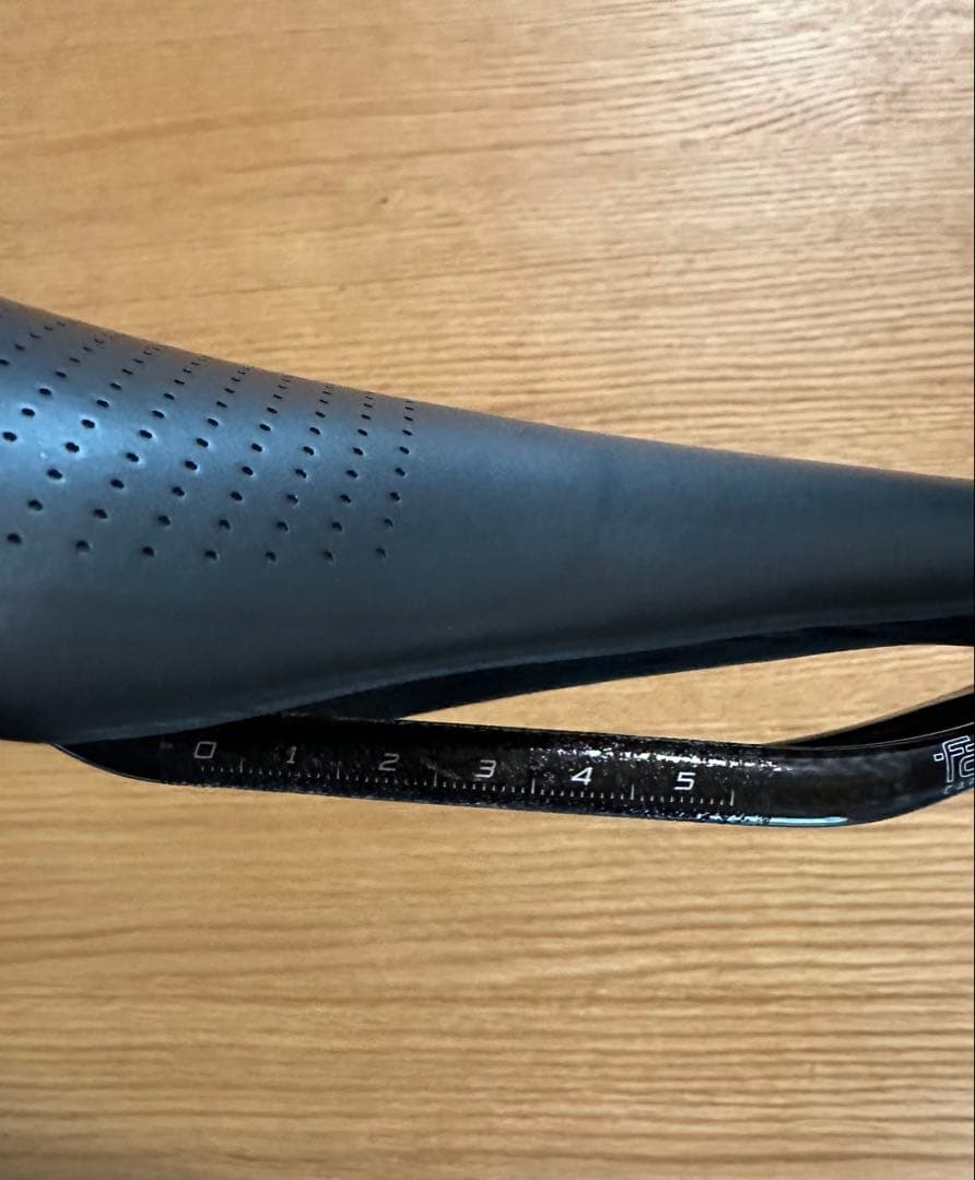S-Works Power ARC アーク カーボンサドル143mm 軽量