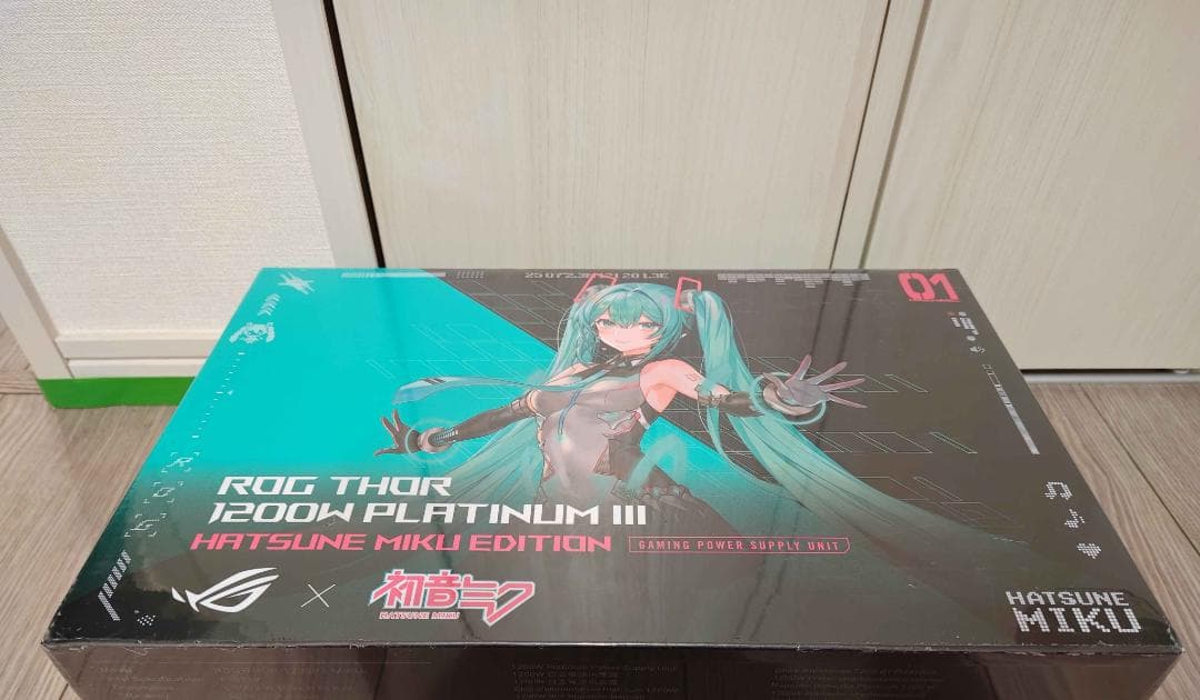 ASUS ROG Thor 1200W Platinum III 初音ミク