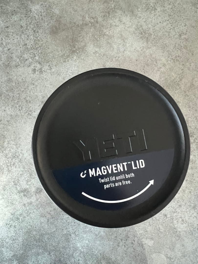 アメリカ正規品YETI Food Jar 16 oz ダークブルー