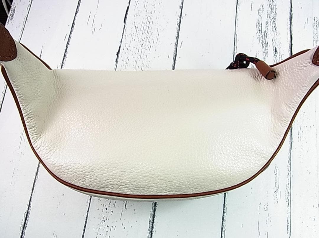 正規美品コーチｘDisneyコラボ　ウエスト＆ボディバック　3747　ミッキー