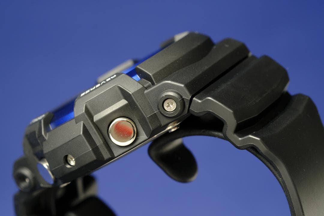 【綺麗】G-SHOCK GAW-100B 電波ソーラー／ビッグケース (114)