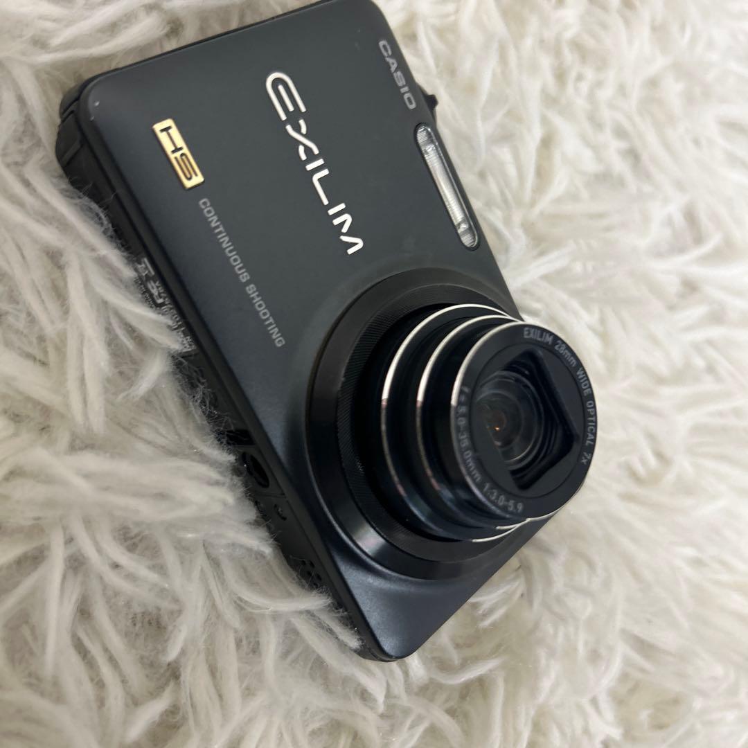 CASIO EXILIM コンパクトデジタルカメラ EX-ZR10