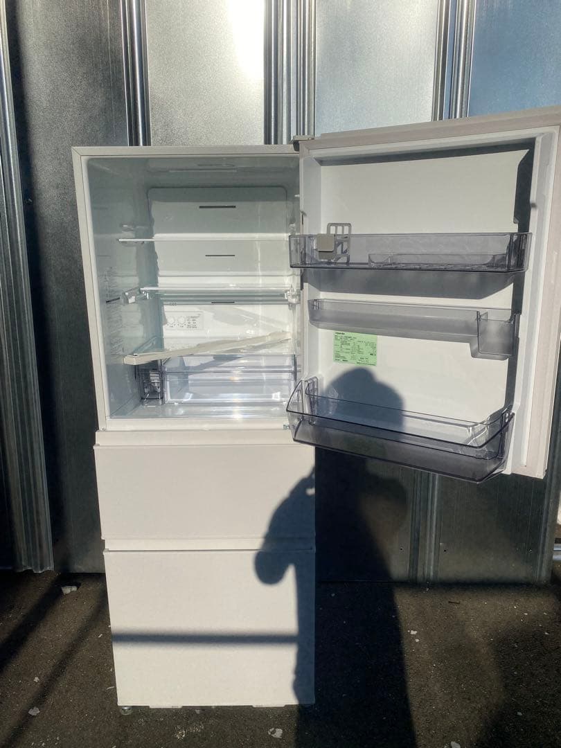 【美品】TOSHIBA 冷凍冷蔵庫 GR-V33SC (WU) 2024年製