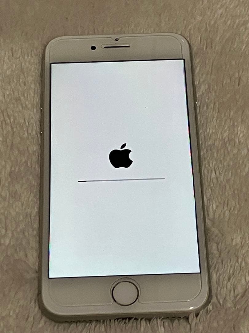 Apple iPhone 8 シルバー 本体 箱付き