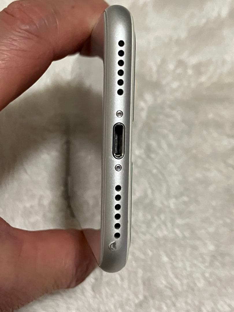 Apple iPhone 8 シルバー 本体 箱付き