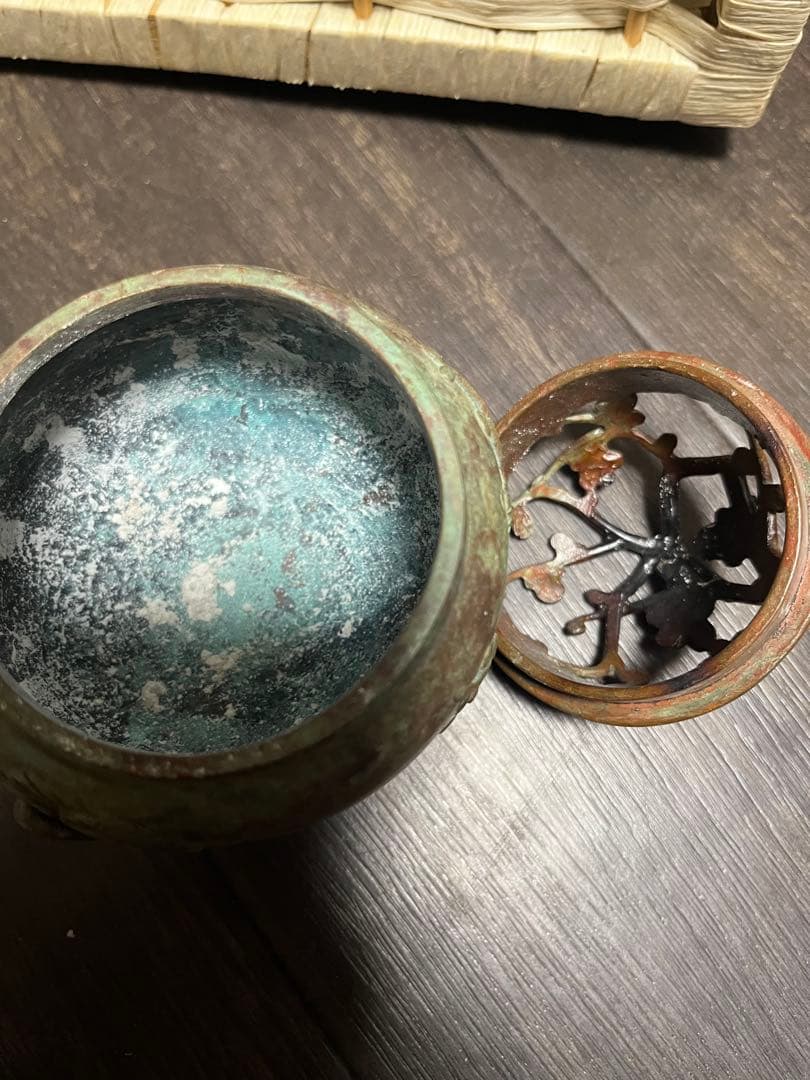 高岡銅器　　蝋型鋳銅　松竹梅　香炉