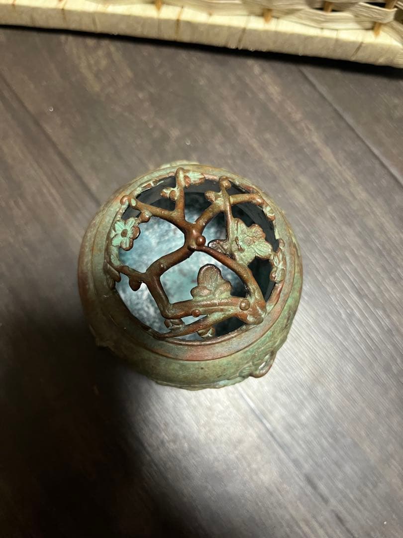 高岡銅器　　蝋型鋳銅　松竹梅　香炉