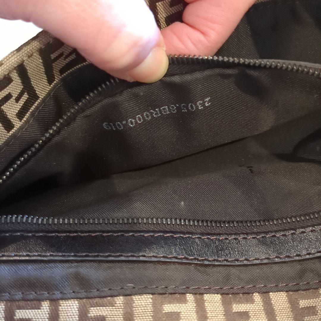 【超美品】FENDI マンマバケット　ショルダーバッグ