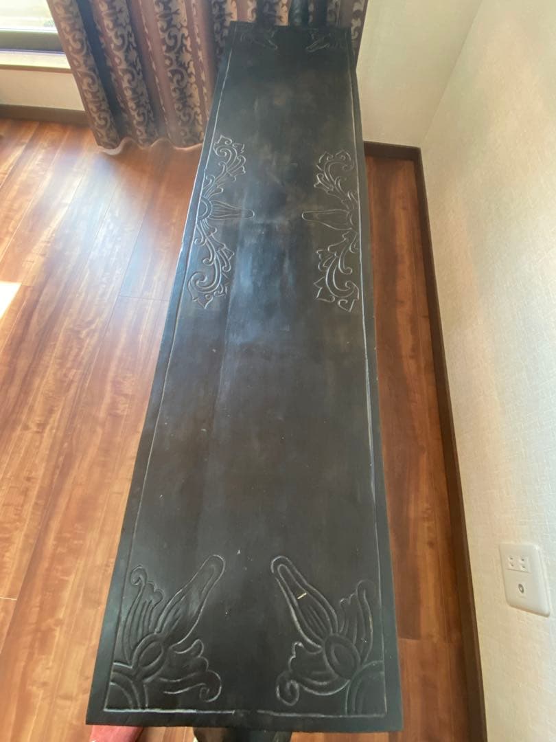 象の形の木製テレビ台