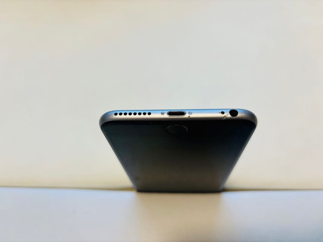 Apple iPhone6s plus本体64GB