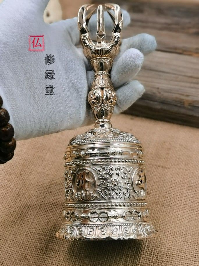 【修縁堂】五鈷金剛鈴 法器 仏具 鬼面の鈴 鐘 金剛杵 密教法具 仏教工芸品