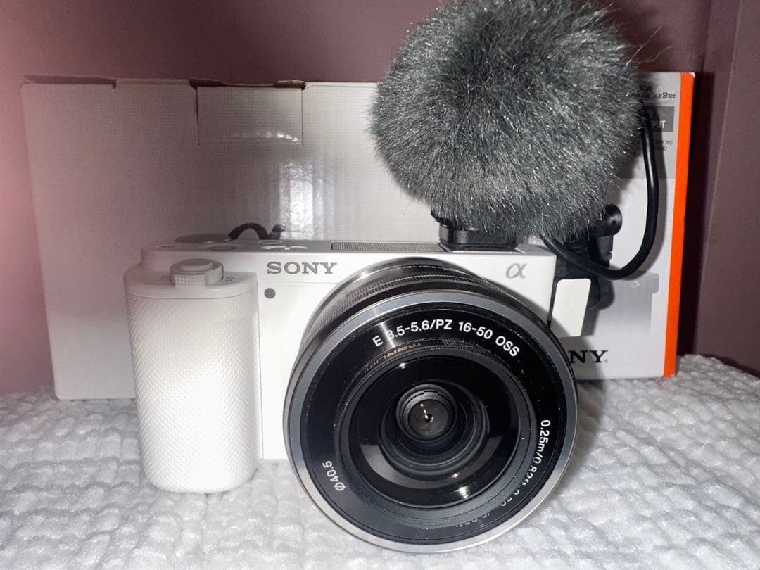 【む】SONYZV-E10 ホワイトミラーレス一眼