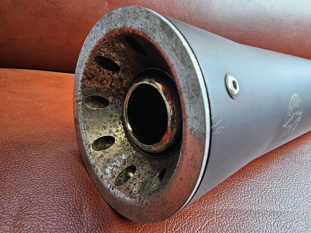 --xページ--YAMAHA BOLT スリップオンマフラー/バックレスト