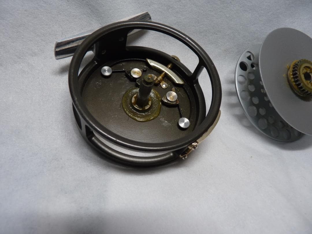 ハーディー・フェザーウェイト・ヘビーUガード 【中古美品】　HARDY