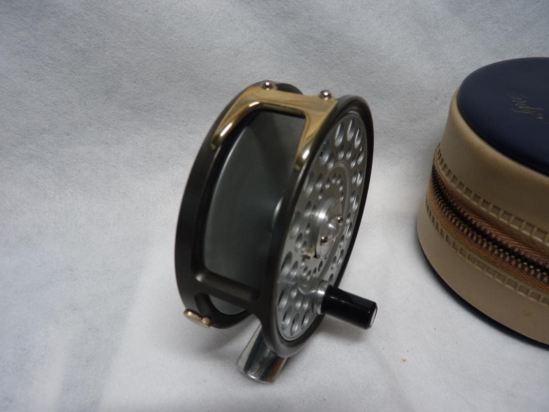 ハーディー・フェザーウェイト・ヘビーUガード 【中古美品】　HARDY