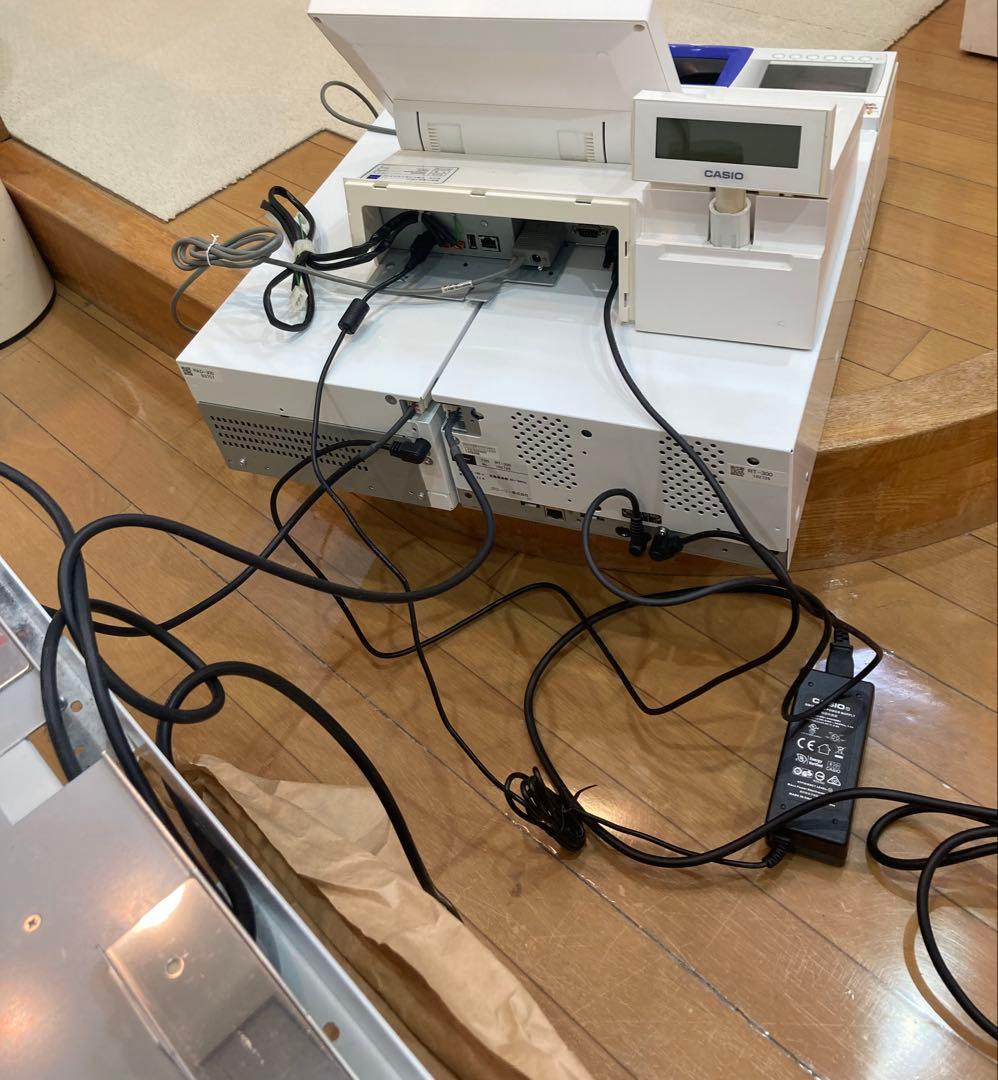 グローリー自動つり銭機ポスレジRT-300&RAD-300 カシオV -R200