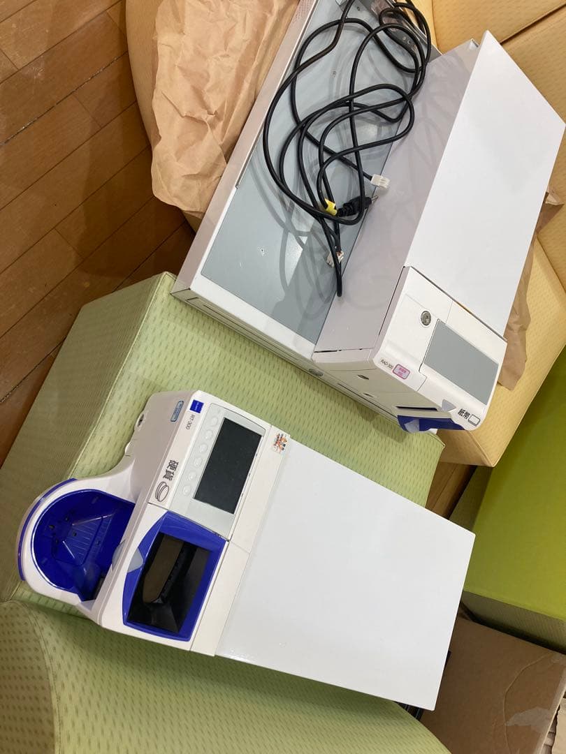 グローリー自動つり銭機ポスレジRT-300&RAD-300 カシオV -R200