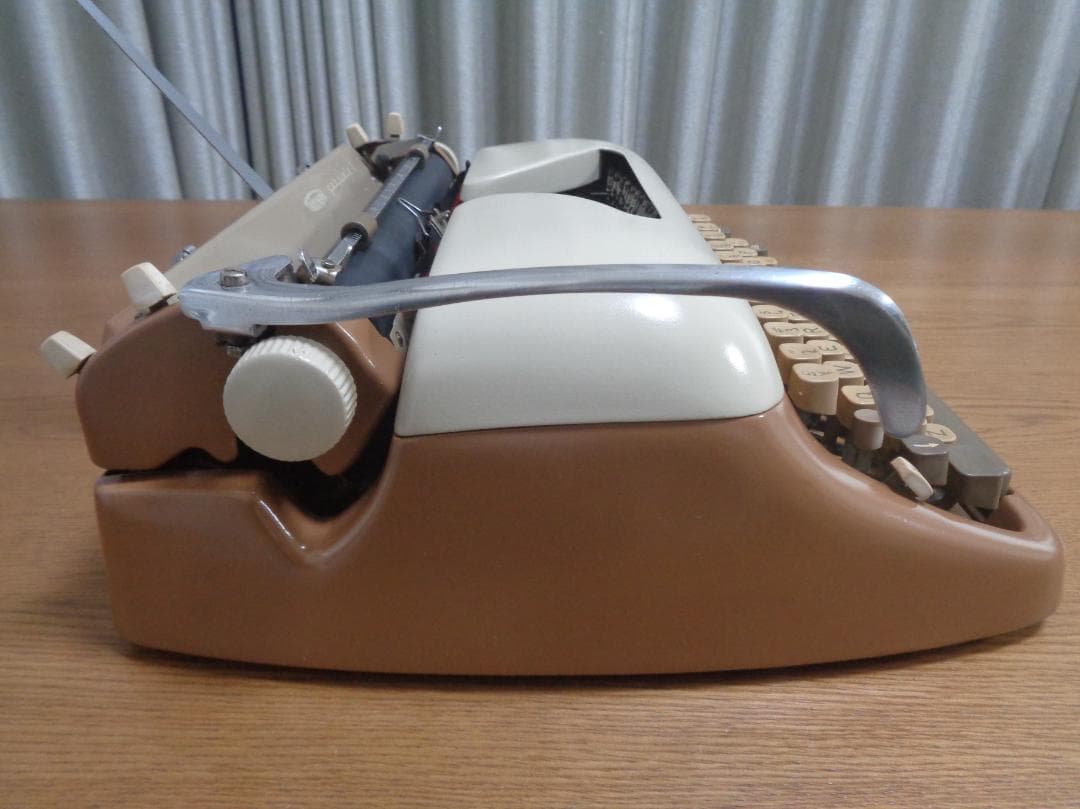 完動品 TRIUMPH gabriele-E タイプライター タイピストモデル