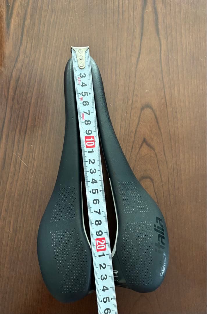selle italia SLR Superflow サドル