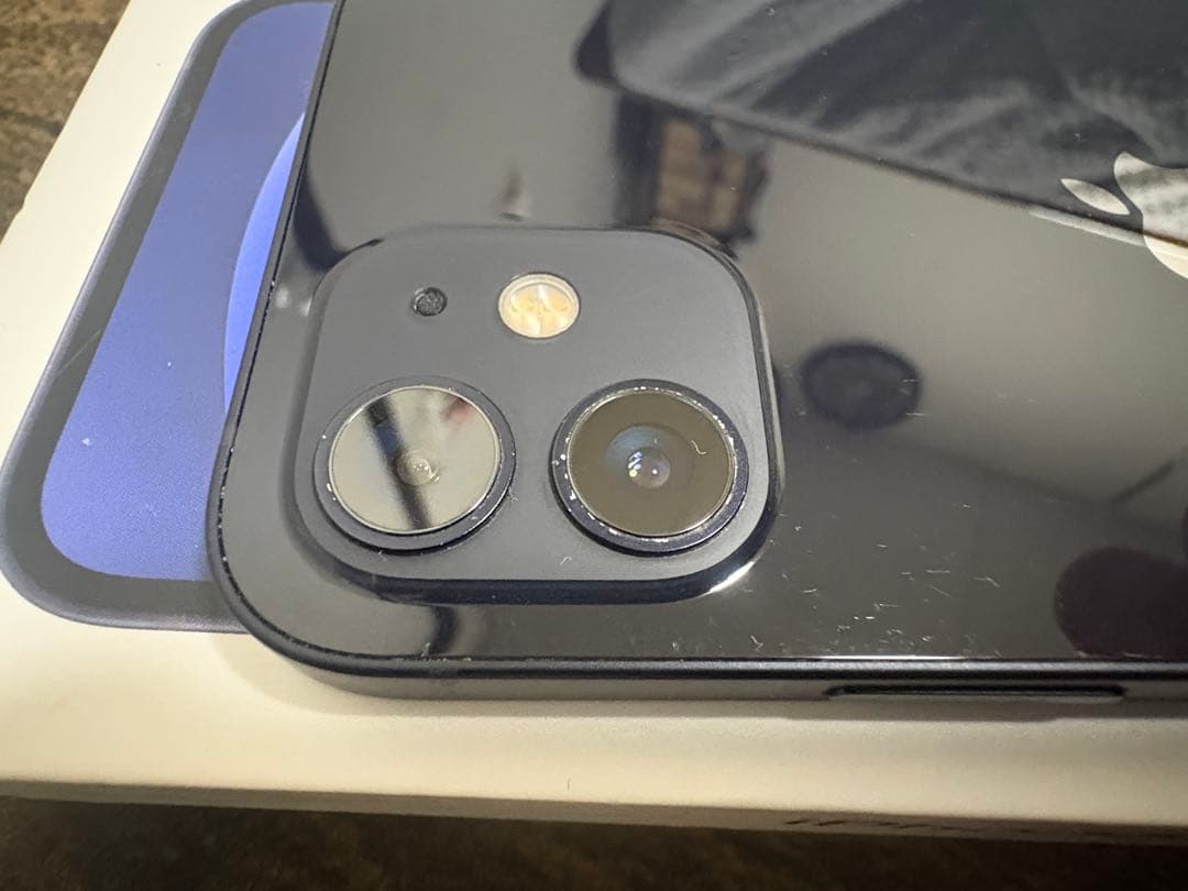 Apple iPhone12本体　64GB SIMフリー　黒色　付属品完備