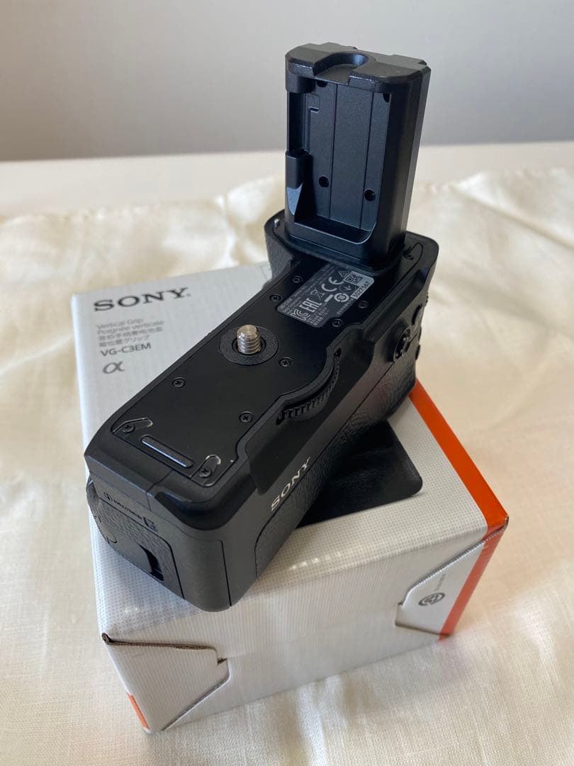 ソニー 縦位置グリップ VG-C3EM