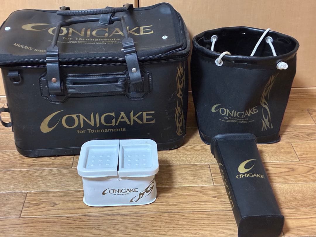 ONIKAKE フィッシングスーツ(上下セット)➕バッカンセット