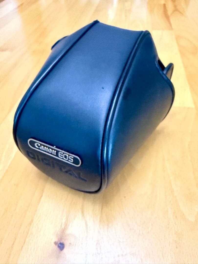 Canon EOS Kiss Digital N カバーEH18L付き　箱あり