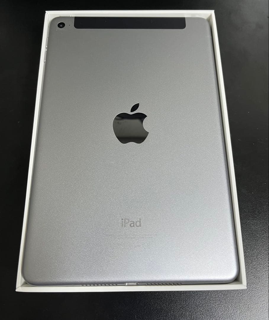 【超美品】iPad mini 4 128GB 【SIMフリー版】