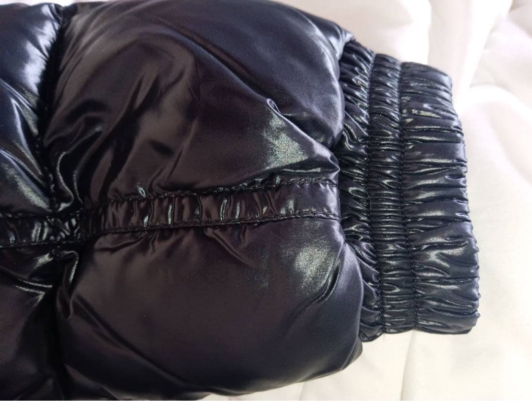 MONCLER K2ダウンジャケット