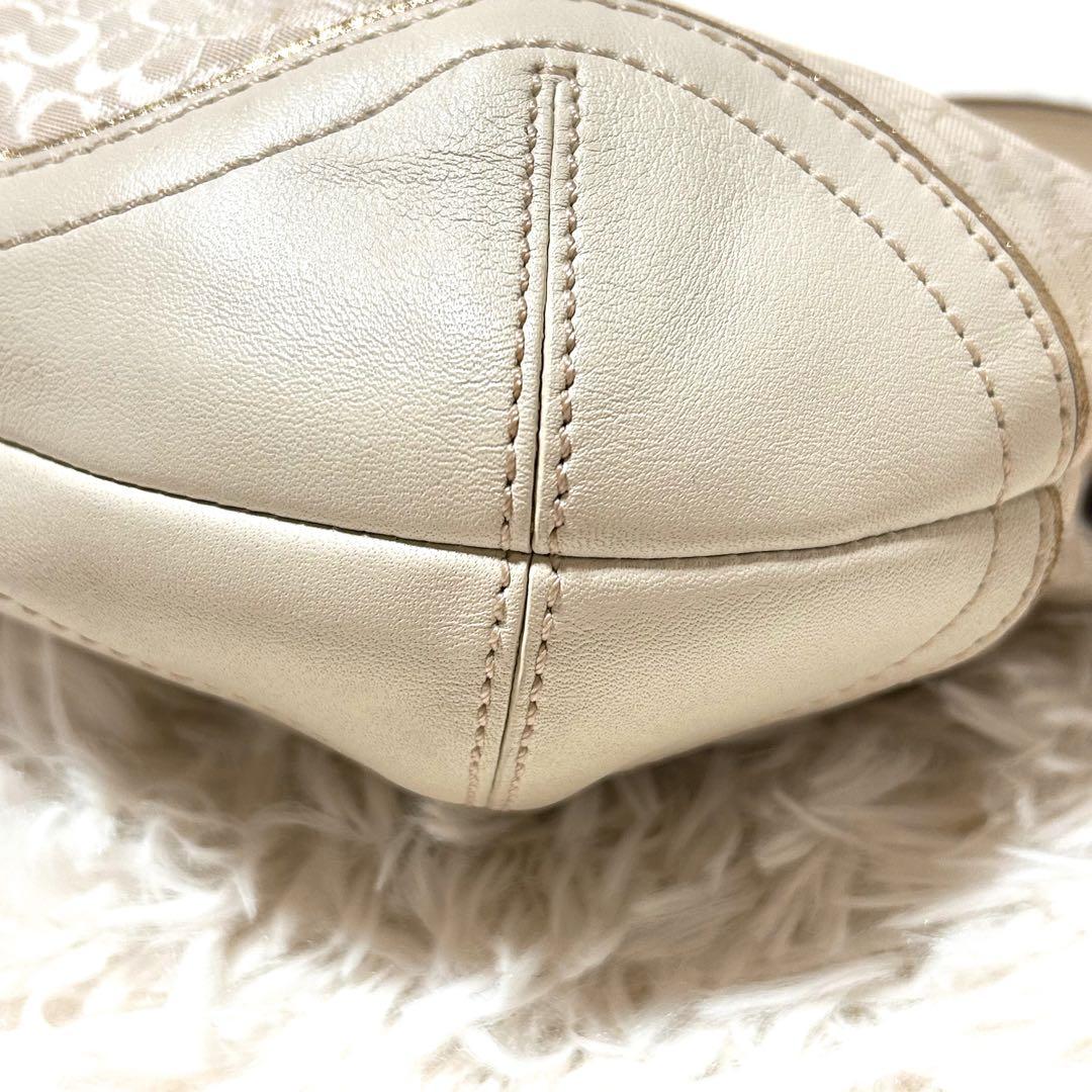 【極美品】COACH ホーボー 三日月 ゴールド金具 シグネチャー レザー